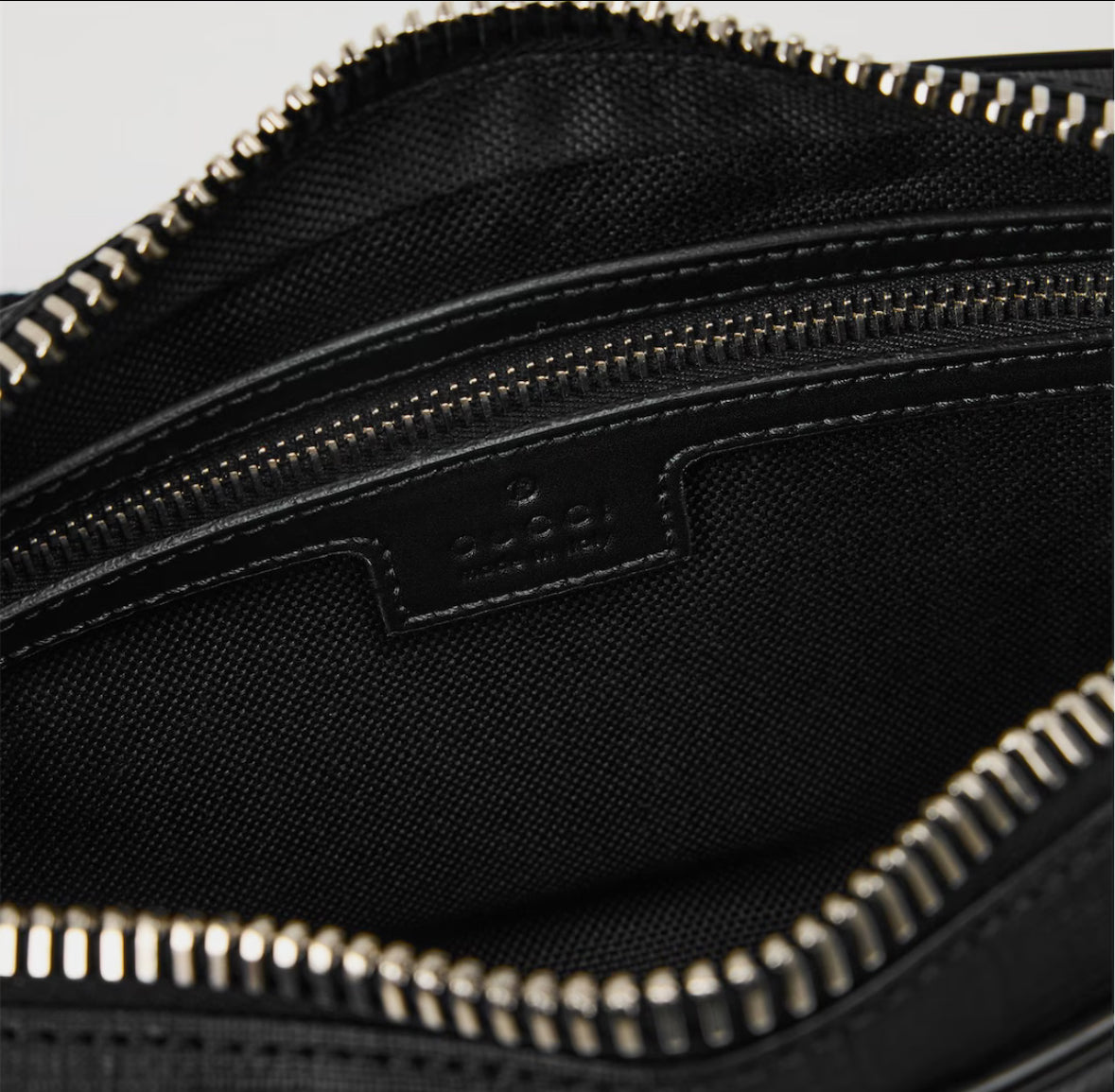 GG Supreme Men’s Belt/Crossbody Bag