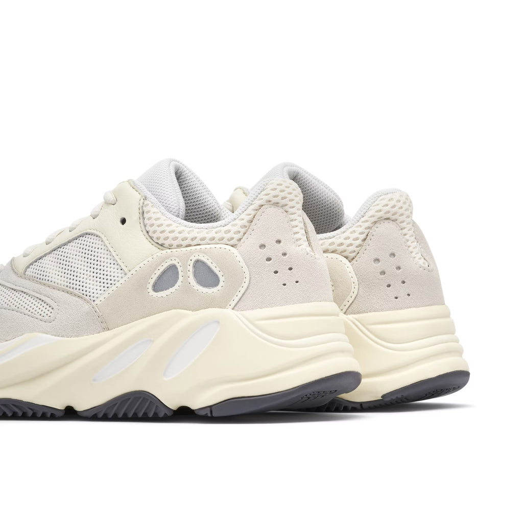 Adidas Yeezy boost 700 ‘analog’