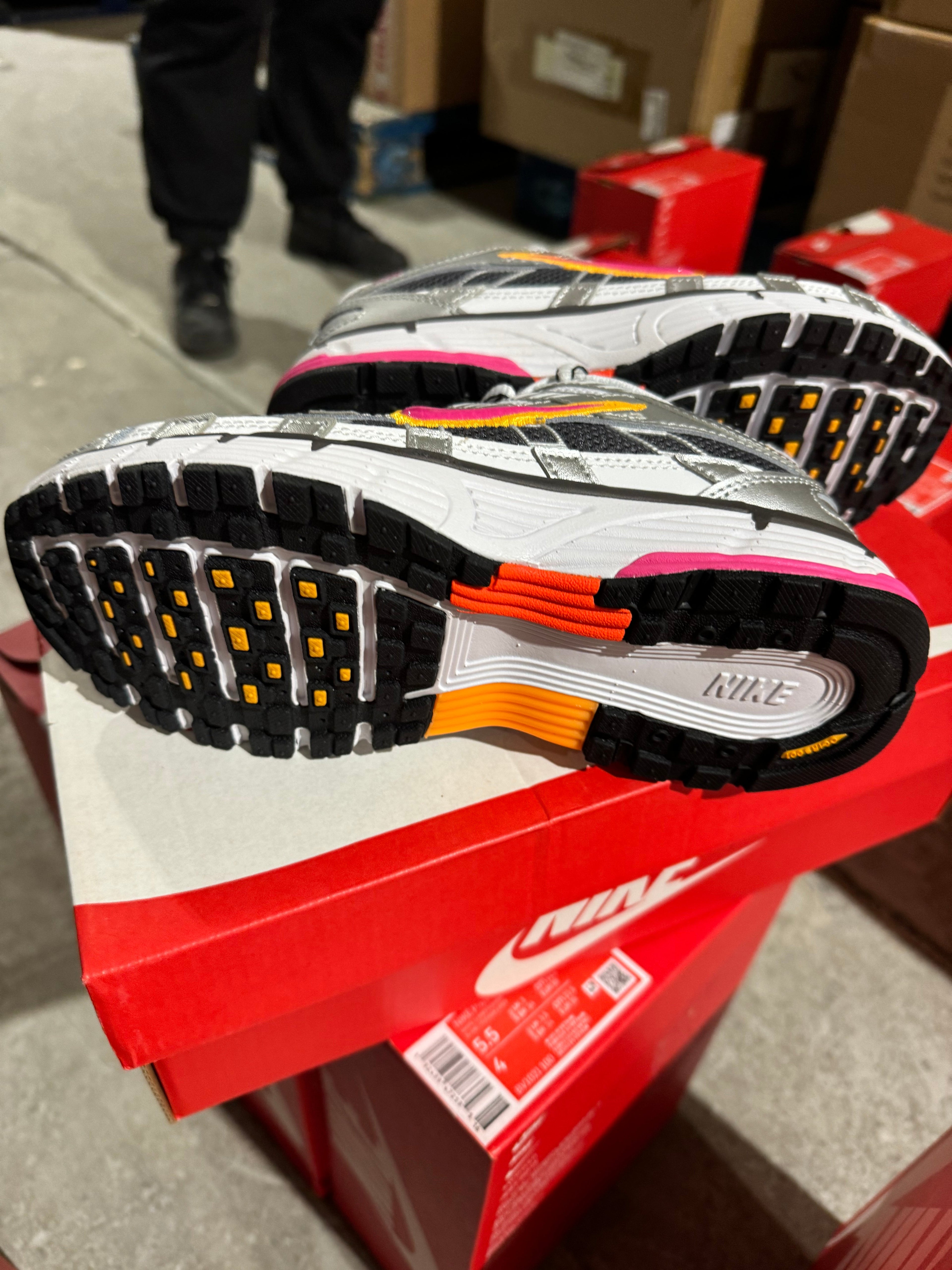 Nike P6000’s white fuschia