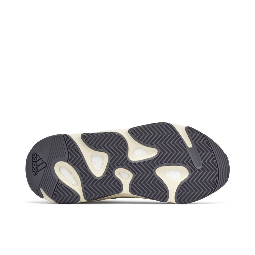 Adidas Yeezy boost 700 ‘analog’